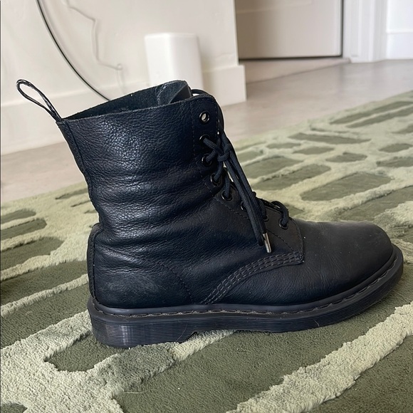 Dr. Martens 1460 Pascal Mono Lace-up // Women’s Size 9 - Picture 5 of 7